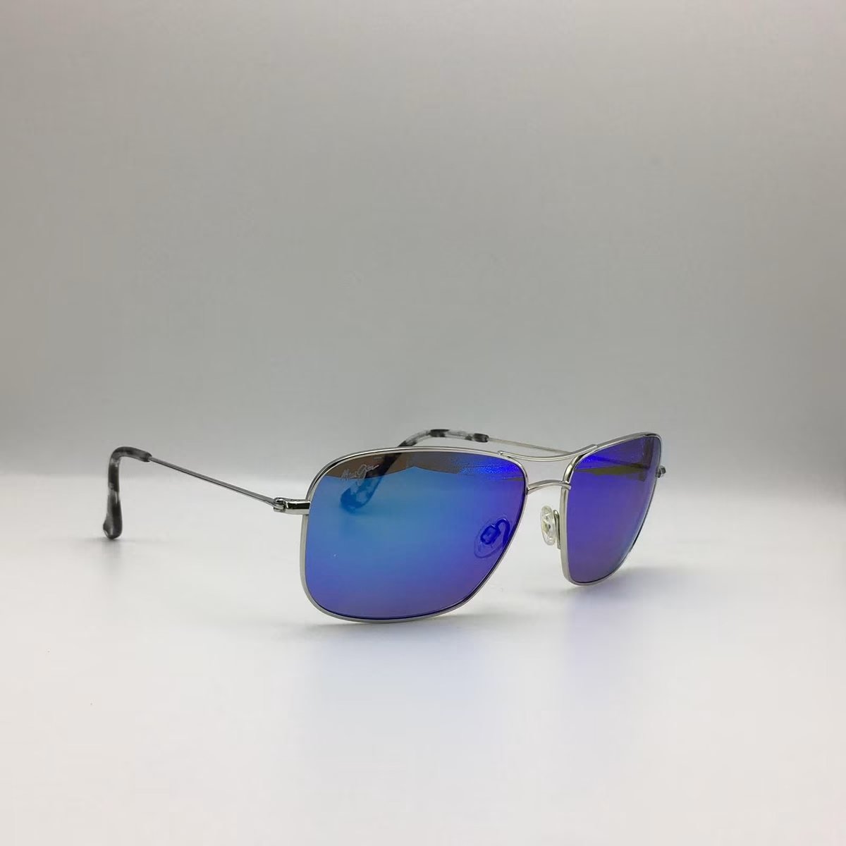 Lentes de sol Maui Jim aviador con espejo azul